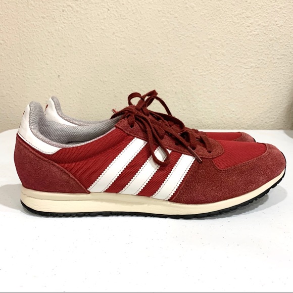 Adidas Red with White Strips Shoe (size: 9) - Picture 8 of 13
